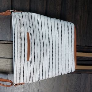 Jewell by thirty one purse white black stripes